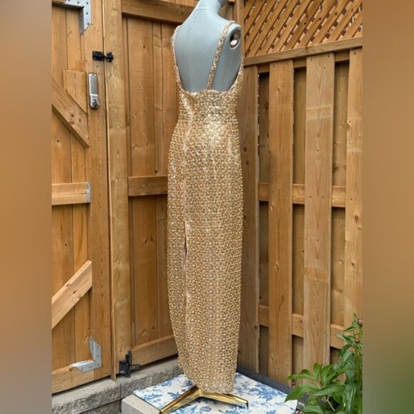 🆕 BRONX & BANCO 🧿 NWOT Allegra Gold Sequin & Beaded Maxi Dress, Sz L US 8 - Picture 11 of 16